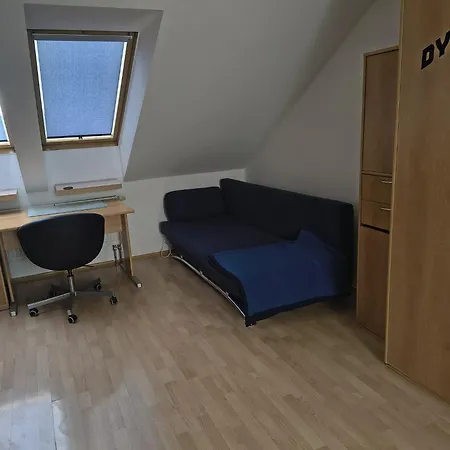 Uresova S Terasou A 3loznice * Prag